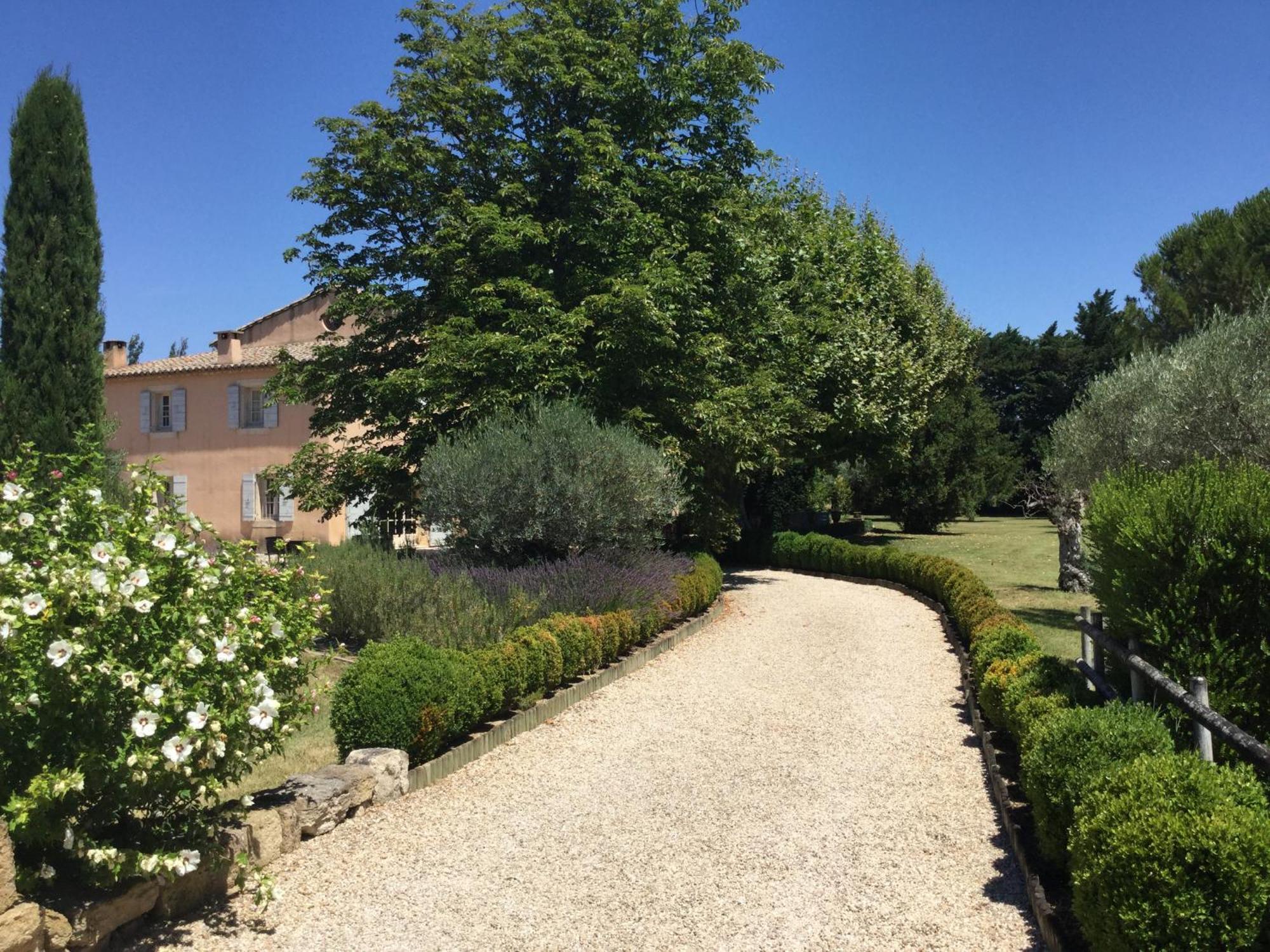 Typical Provencal Farm House Close To L'Isle Sur La Sorgue - 12 Persons Cavaillon Exteriér fotografie