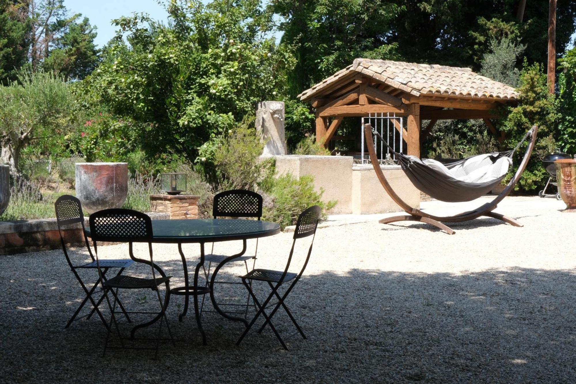 Typical Provencal Farm House Close To L'Isle Sur La Sorgue - 12 Persons Cavaillon Exteriér fotografie